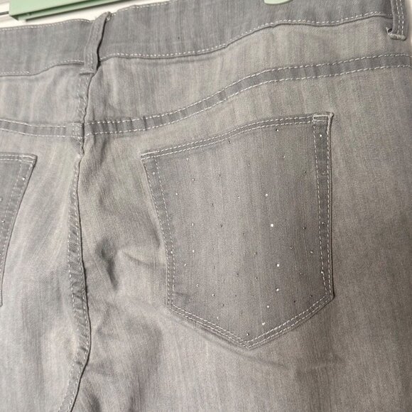 Chicos Flare Bootcut Gray Rhinestone Embellished High Waist Jeans Womens 12/L - Picture 5 of 12